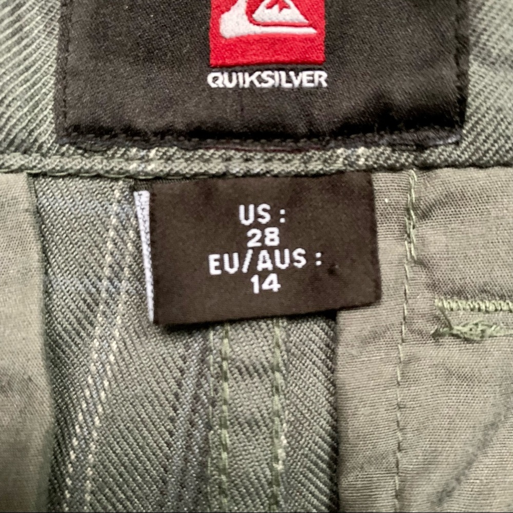Quicksilver Shorts - Picture 3 of 6